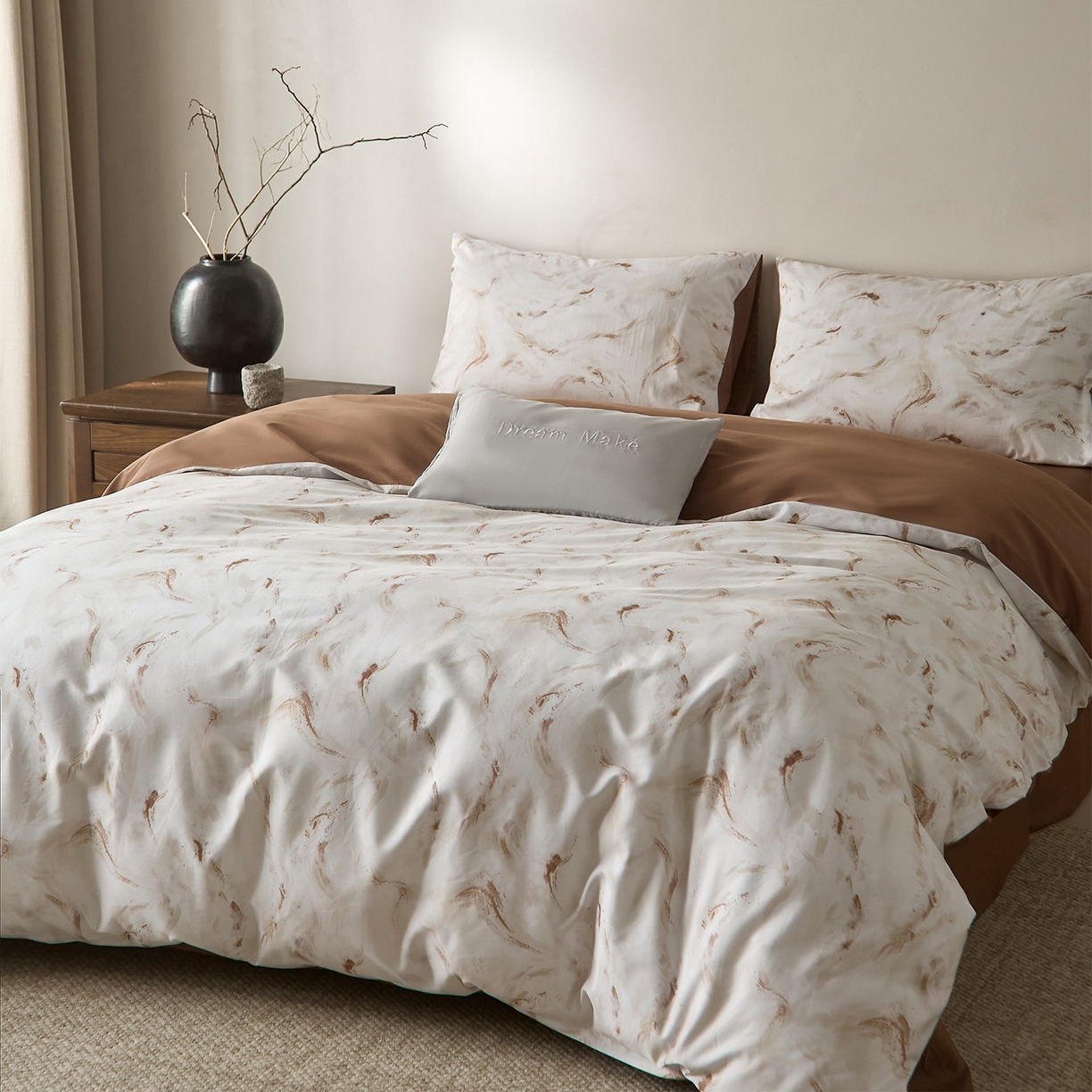 91家纺网 家纺一手货源 找家纺 （总）ONE TWO ONE 121 2026新款专版数码印花100s长绒棉纯棉全棉床上用品四件套-听潮絮语-暖咖