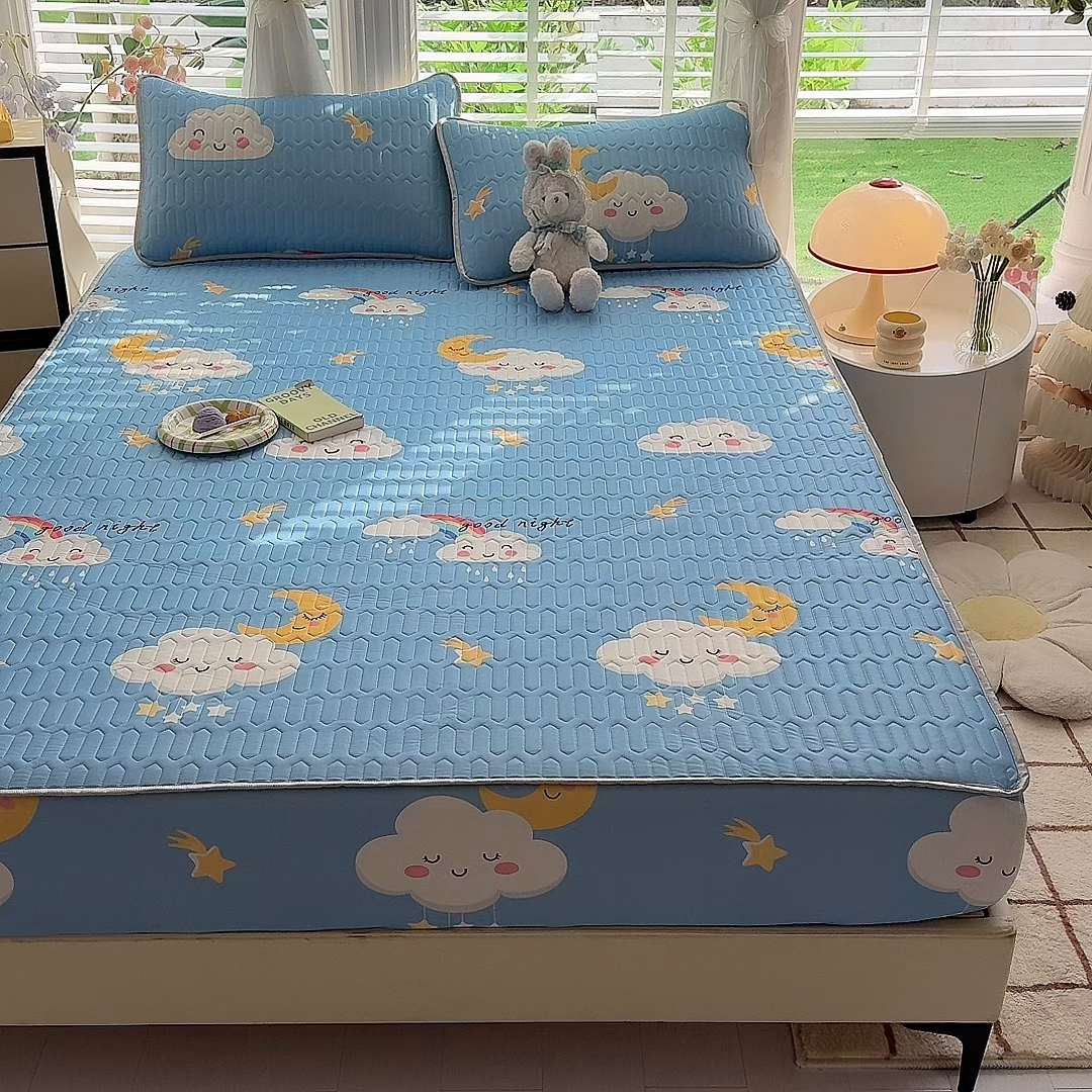 91家纺网 家纺一手货源 找家纺 518家纺 2026新款凉感冰丝裸睡乳胶凉席系列床笠款凉席席子 可爱云朵