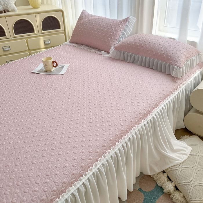 91家纺网 家纺一手货源 找家纺 怡源梦 2026新款A类高分子冰豆豆凉席床裙床笠二合一-心动 心动-粉色