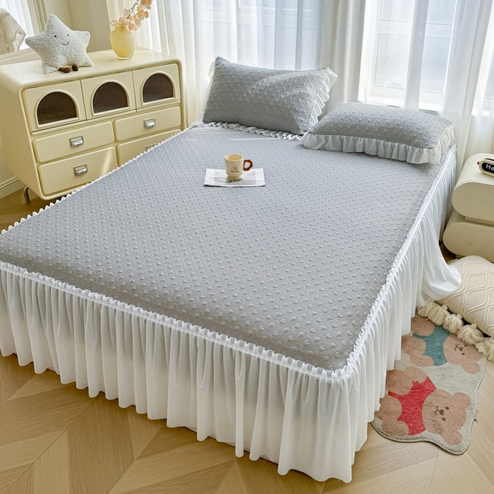 91家纺网 家纺一手货源 找家纺 怡源梦 2026新款A类高分子冰豆豆凉席床裙床笠二合一-心动 心动-灰色