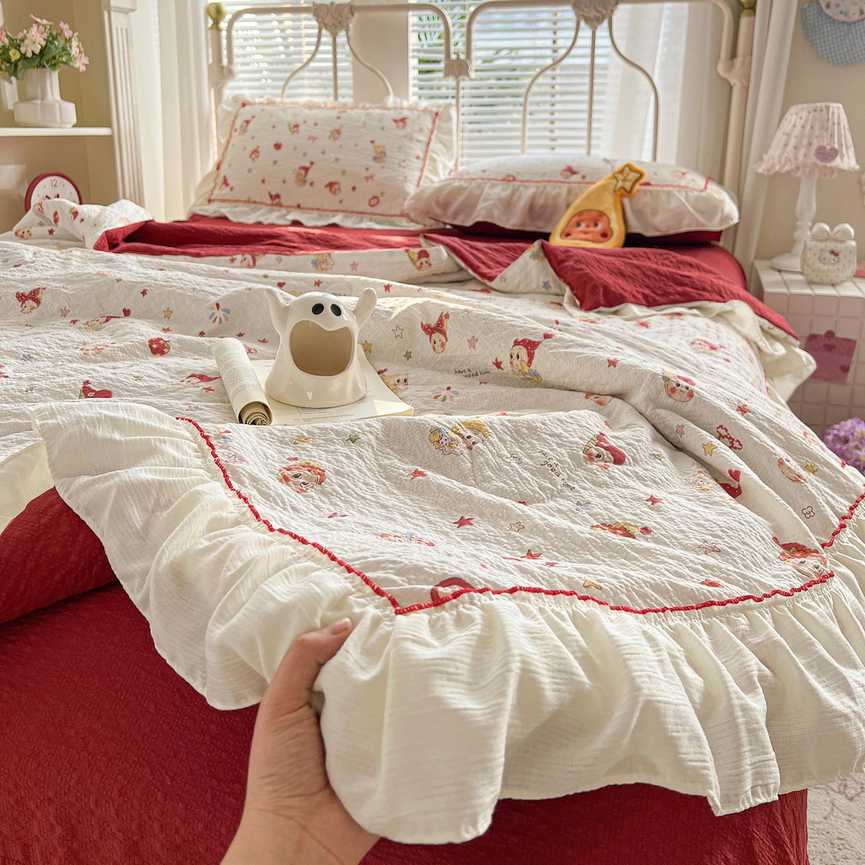 91家纺网 家纺一手货源 找家纺 富米莱（原臻工厂） 2026新款超温柔高弹线密拷花边款泡芙双层纱夏凉被床盖床裙四件套 密拷花边-魔法星星