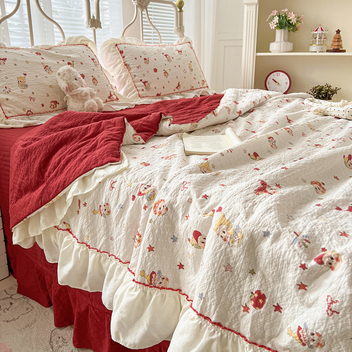 91家纺网 家纺一手货源 找家纺 富米莱（原臻工厂） 2026新款超温柔高弹线密拷花边款泡芙双层纱夏凉被床盖床裙四件套 密拷花边-魔法星星