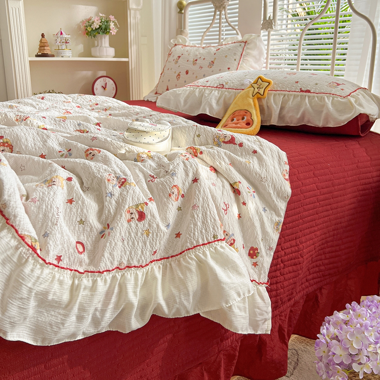 91家纺网 家纺一手货源 找家纺 富米莱（原臻工厂） 2026新款超温柔高弹线密拷花边款泡芙双层纱夏凉被床盖床裙四件套 密拷花边-魔法星星