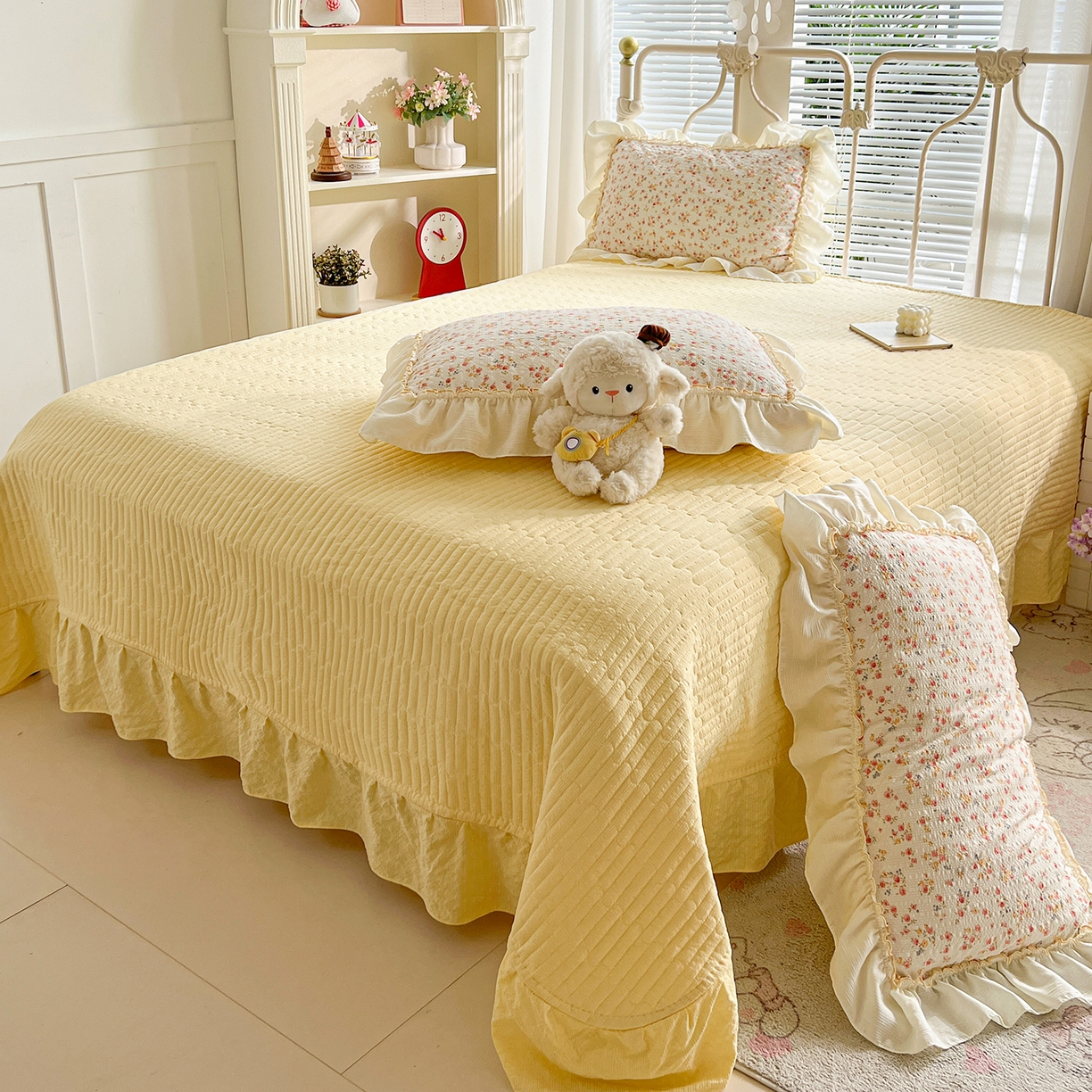 91家纺网 家纺一手货源 找家纺 富米莱（原臻工厂） 2026新款超温柔高弹线密拷花边款泡芙双层纱夏凉被床盖床裙四件套 密拷花边-黄油小碎花