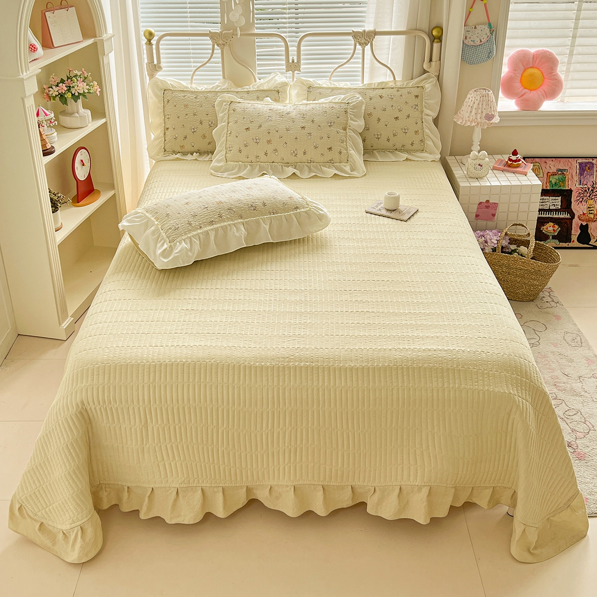 91家纺网 家纺一手货源 找家纺 富米莱（原臻工厂） 2026新款超温柔高弹线密拷花边款泡芙双层纱夏凉被床盖床裙四件套 密拷花边-青提花蝶