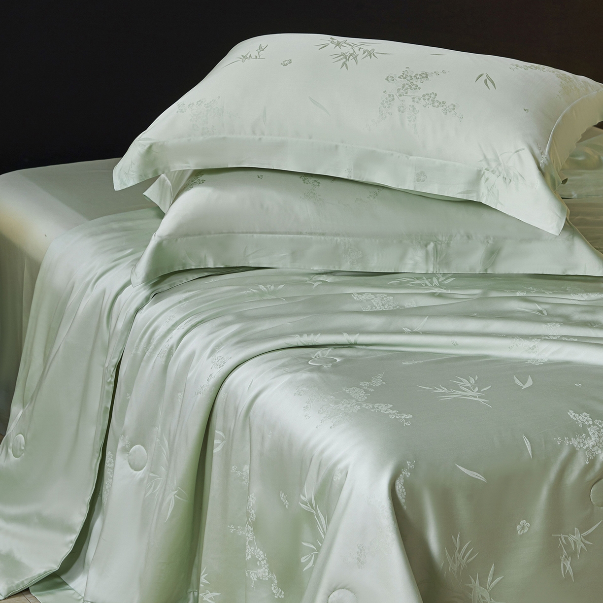 91家纺网 家纺一手货源 找家纺 （总）久典家居 2026新款20%桑蚕丝+80%聚酯纤维提花夏被四件套-锦时系列