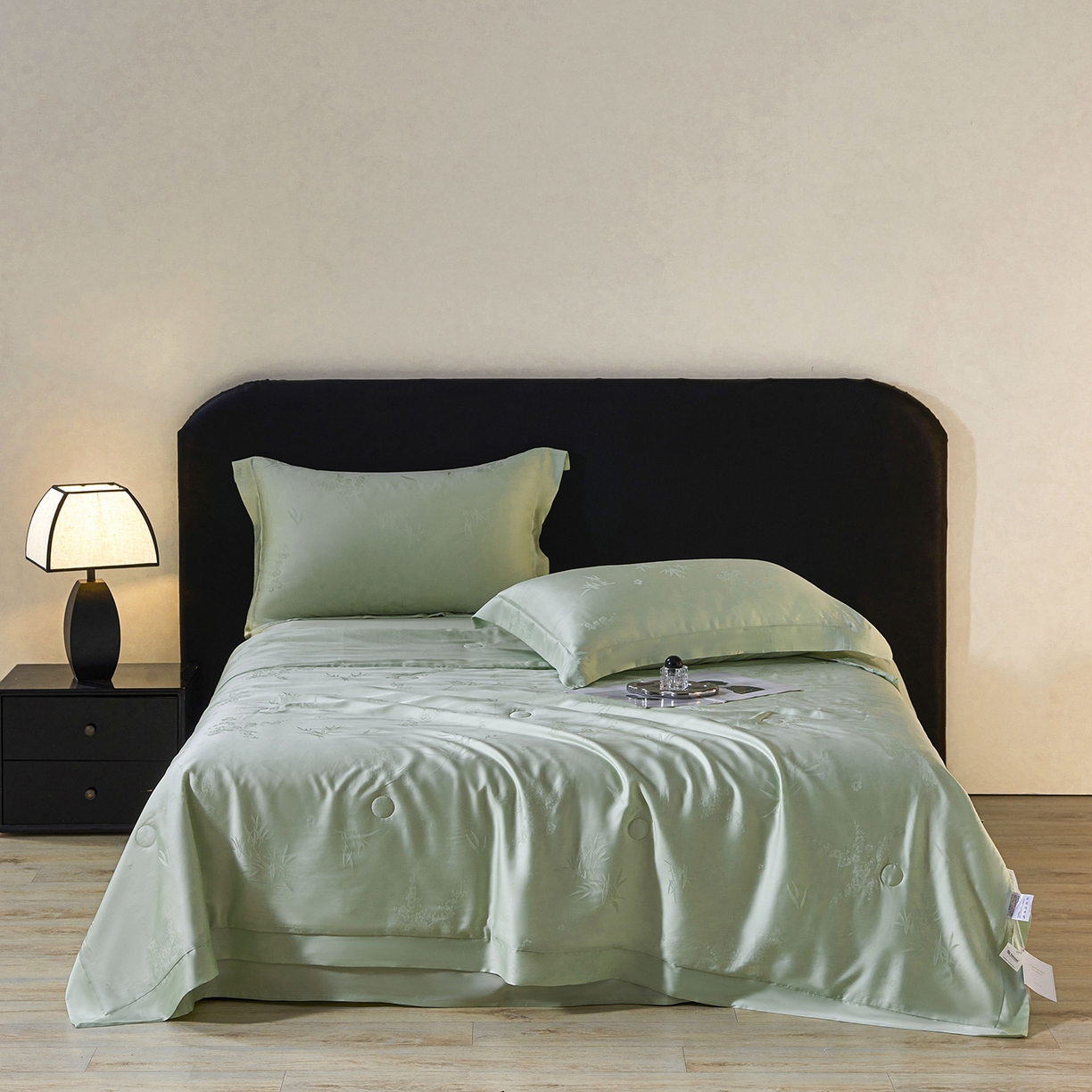 91家纺网 家纺一手货源 找家纺 久典家居 2026新款20%桑蚕丝+80%聚酯纤维提花夏被四件套-锦时系列 锦时-春