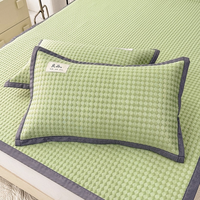 518家纺 2026春夏新款550克PE中分子豆豆凉席单枕套【提供买家秀】 菱格-绿