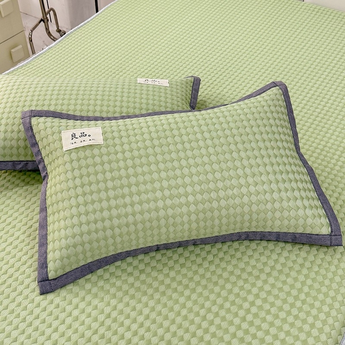 91家纺网 家纺一手货源 找家纺 518家纺 2026春夏新款550克PE中分子豆豆凉席单枕套【提供买家秀】 菱格-绿