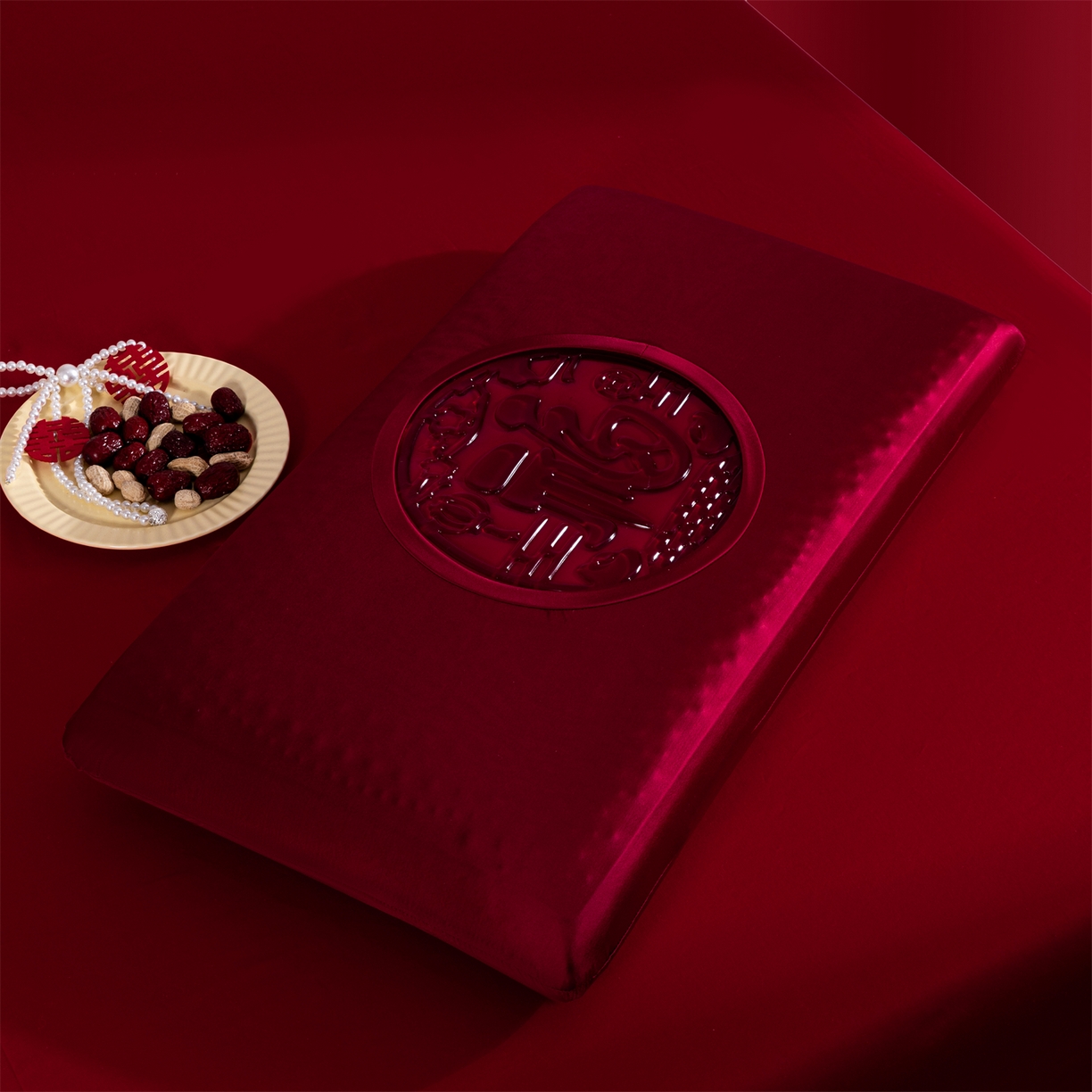 91家纺网 家纺一手货源 找家纺 土多多枕芯 2026新款直播爆款凝胶记忆棉枕头大红婚庆枕芯结婚婚礼恒温记忆棉 婚庆凝胶记忆枕-福 40x70cm/只