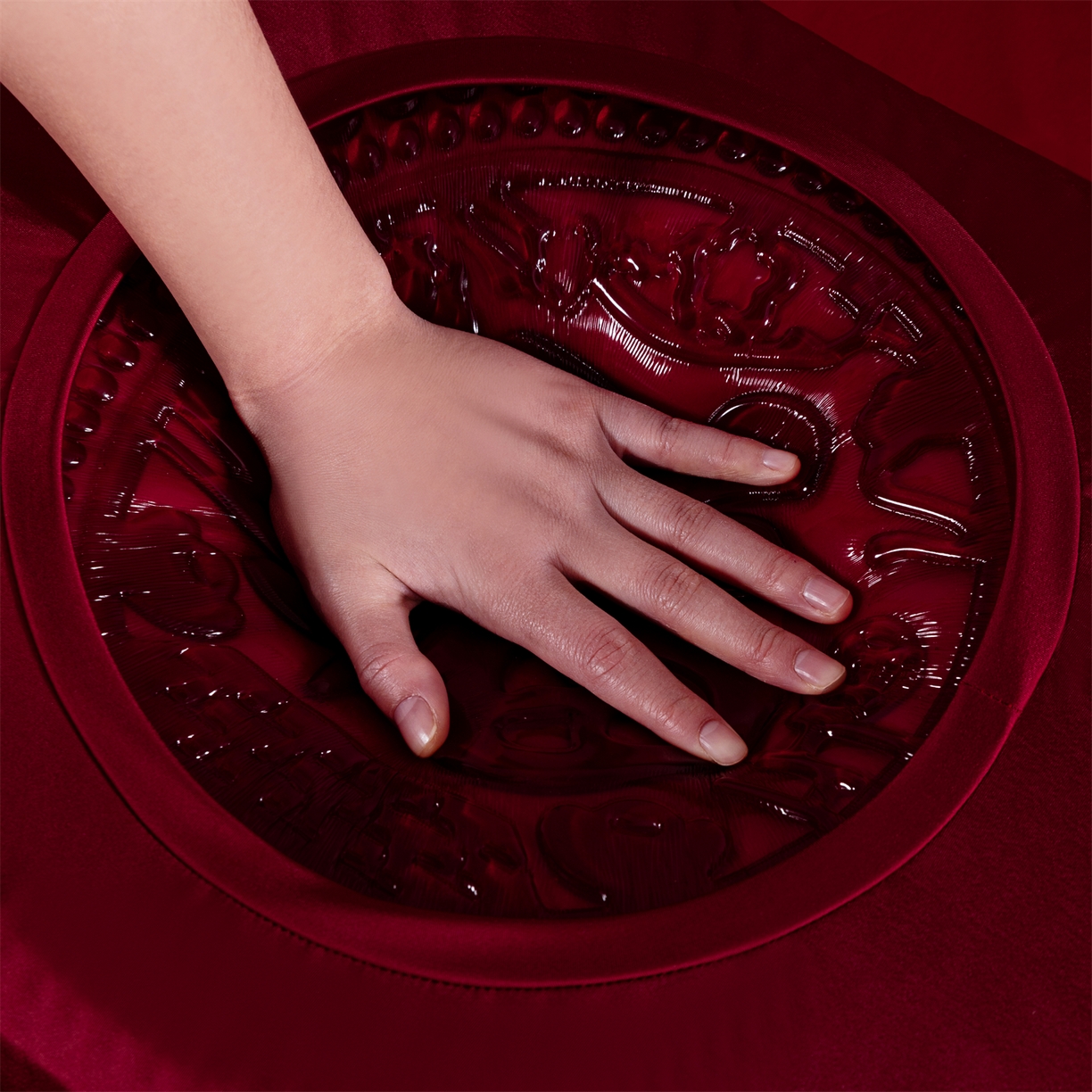 91家纺网 家纺一手货源 找家纺 土多多枕芯 2026新款直播爆款凝胶记忆棉枕头大红婚庆枕芯结婚婚礼恒温记忆棉 婚庆凝胶记忆枕-福 40x70cm/只