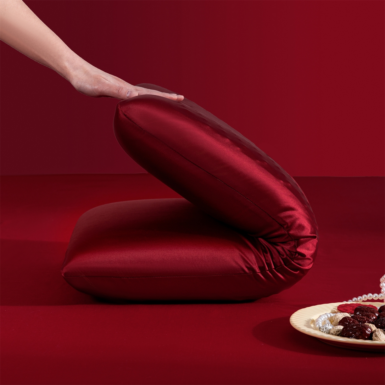 91家纺网 家纺一手货源 找家纺 土多多枕芯 2026新款直播爆款凝胶记忆棉枕头大红婚庆枕芯结婚婚礼恒温记忆棉 婚庆凝胶记忆枕-喜 40x70cm/只