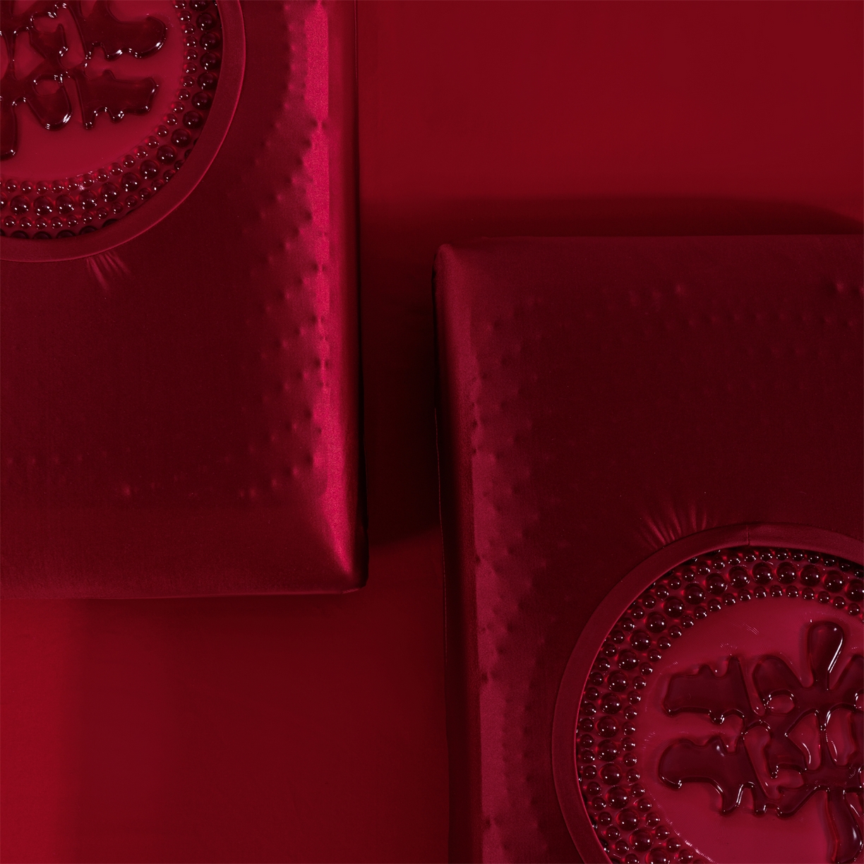 91家纺网 家纺一手货源 找家纺 土多多枕芯 2026新款直播爆款凝胶记忆棉枕头大红婚庆枕芯结婚婚礼恒温记忆棉 婚庆凝胶记忆枕-喜 40x70cm/只