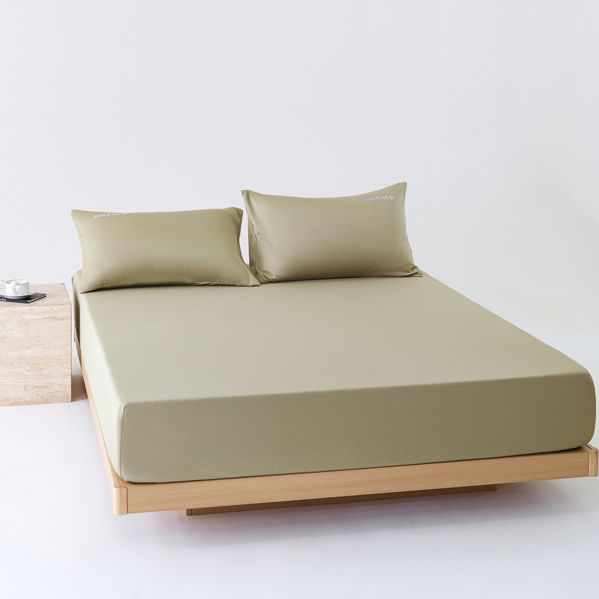 91家纺网 家纺一手货源 找家纺 悦然毛巾被 2026新款锦氨冷感毯300克加厚盖毯床笠夏被空调凉感夏凉被空调被 素凉清感豆绿