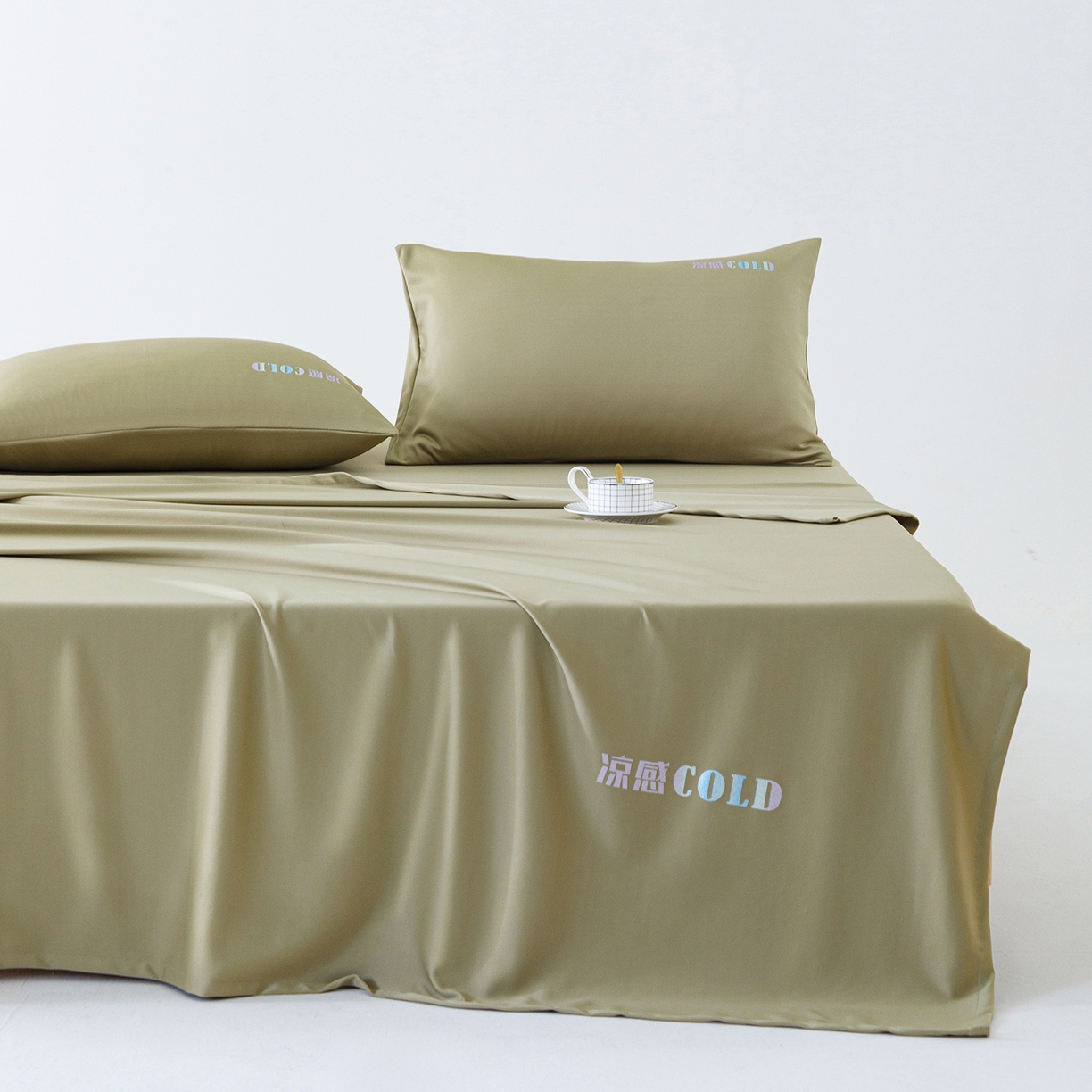 91家纺网 家纺一手货源 找家纺 悦然毛巾被 2026新款锦氨冷感毯300克加厚盖毯床笠夏被空调凉感夏凉被空调被 素凉清感豆绿