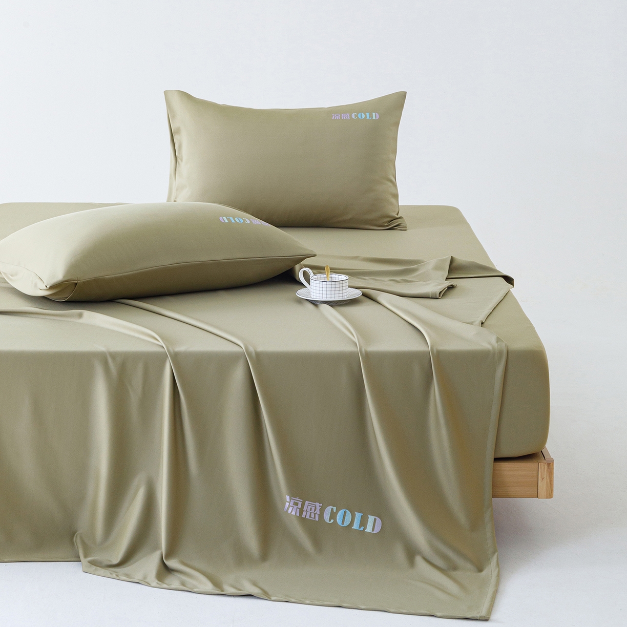 91家纺网 家纺一手货源 找家纺 悦然毛巾被 2026新款锦氨冷感毯300克加厚盖毯床笠夏被空调凉感夏凉被空调被 素凉清感豆绿