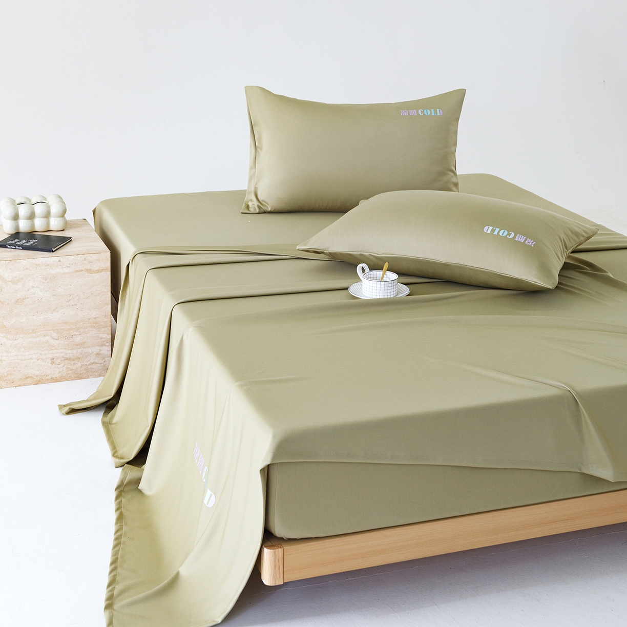 91家纺网 家纺一手货源 找家纺 悦然毛巾被 2026新款锦氨冷感毯300克加厚盖毯床笠夏被空调凉感夏凉被空调被 素凉清感豆绿