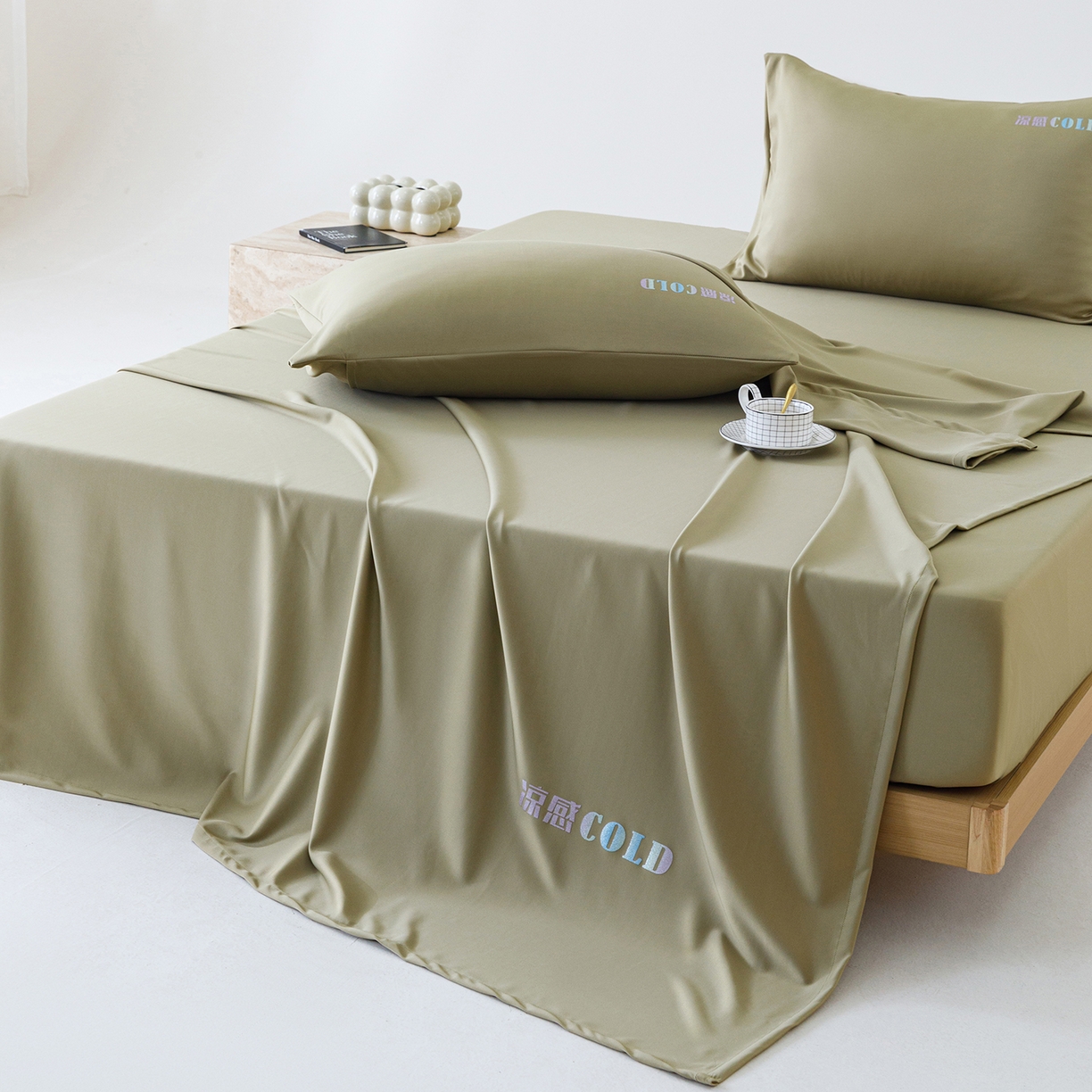 91家纺网 家纺一手货源 找家纺 悦然毛巾被 2026新款锦氨冷感毯300克加厚盖毯床笠夏被空调凉感夏凉被空调被 素凉清感豆绿