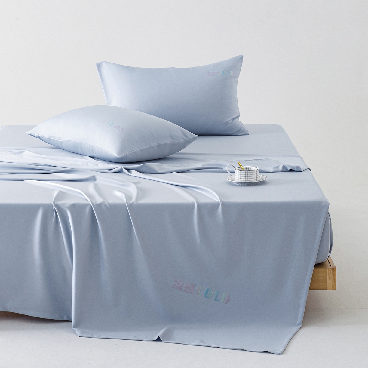 91家纺网 家纺一手货源 找家纺 悦然毛巾被 2026新款锦氨冷感毯300克加厚盖毯床笠夏被空调凉感夏凉被空调被 素凉清感天蓝