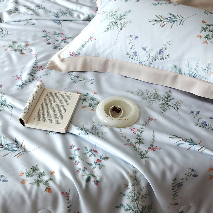 91家纺网 家纺一手货源 找家纺 久典家居 2026新款20%桑蚕丝+80%聚酯纤维宽边夏被四件套 境玉