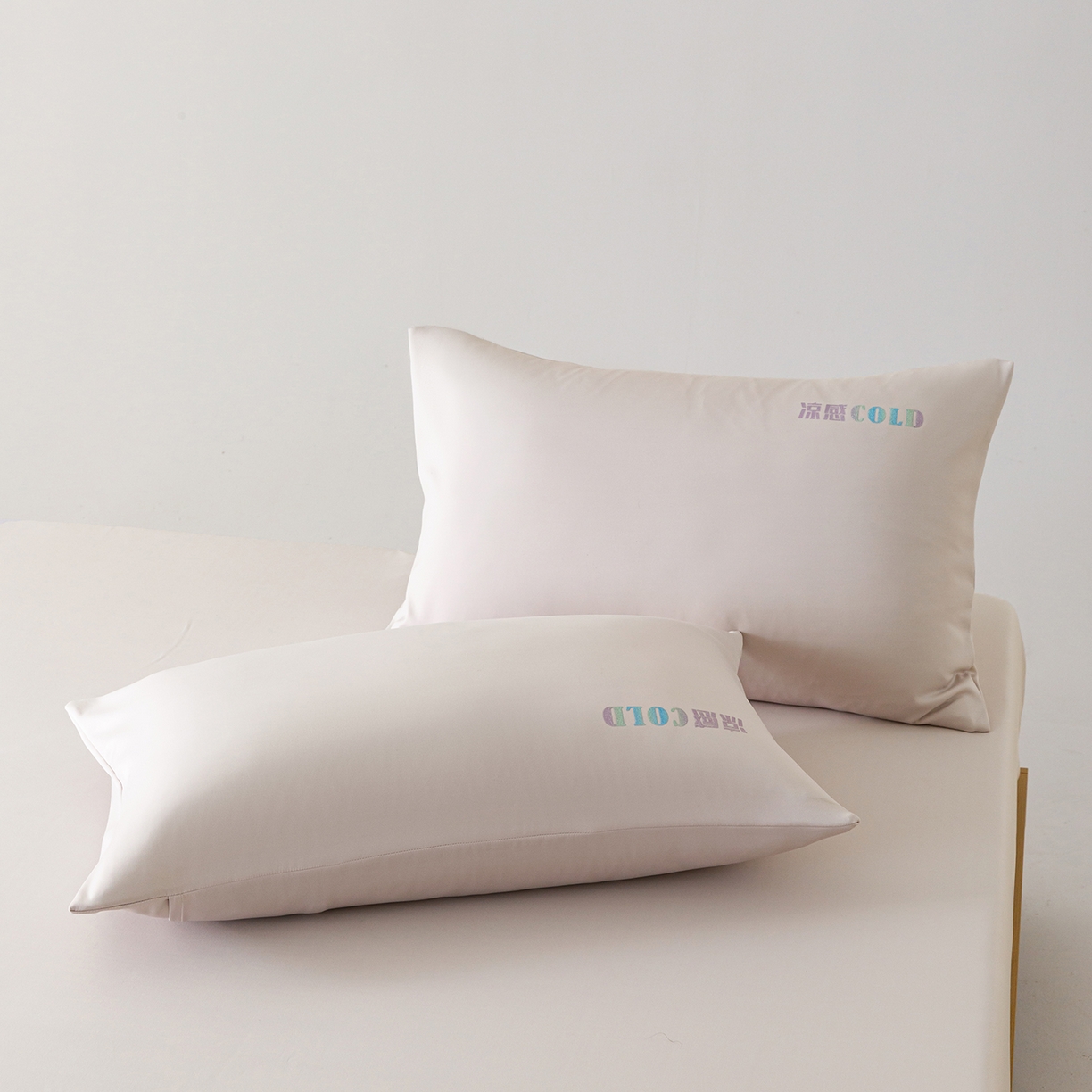 91家纺网 家纺一手货源 找家纺 悦然毛巾被 2026新款锦氨冷感毯300克加厚盖毯床笠夏被空调凉感夏凉被空调被 素凉清感杏粉