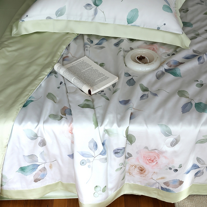 91家纺网 家纺一手货源 找家纺 久典家居 2026新款20%桑蚕丝+80%聚酯纤维宽边夏被四件套 璃月