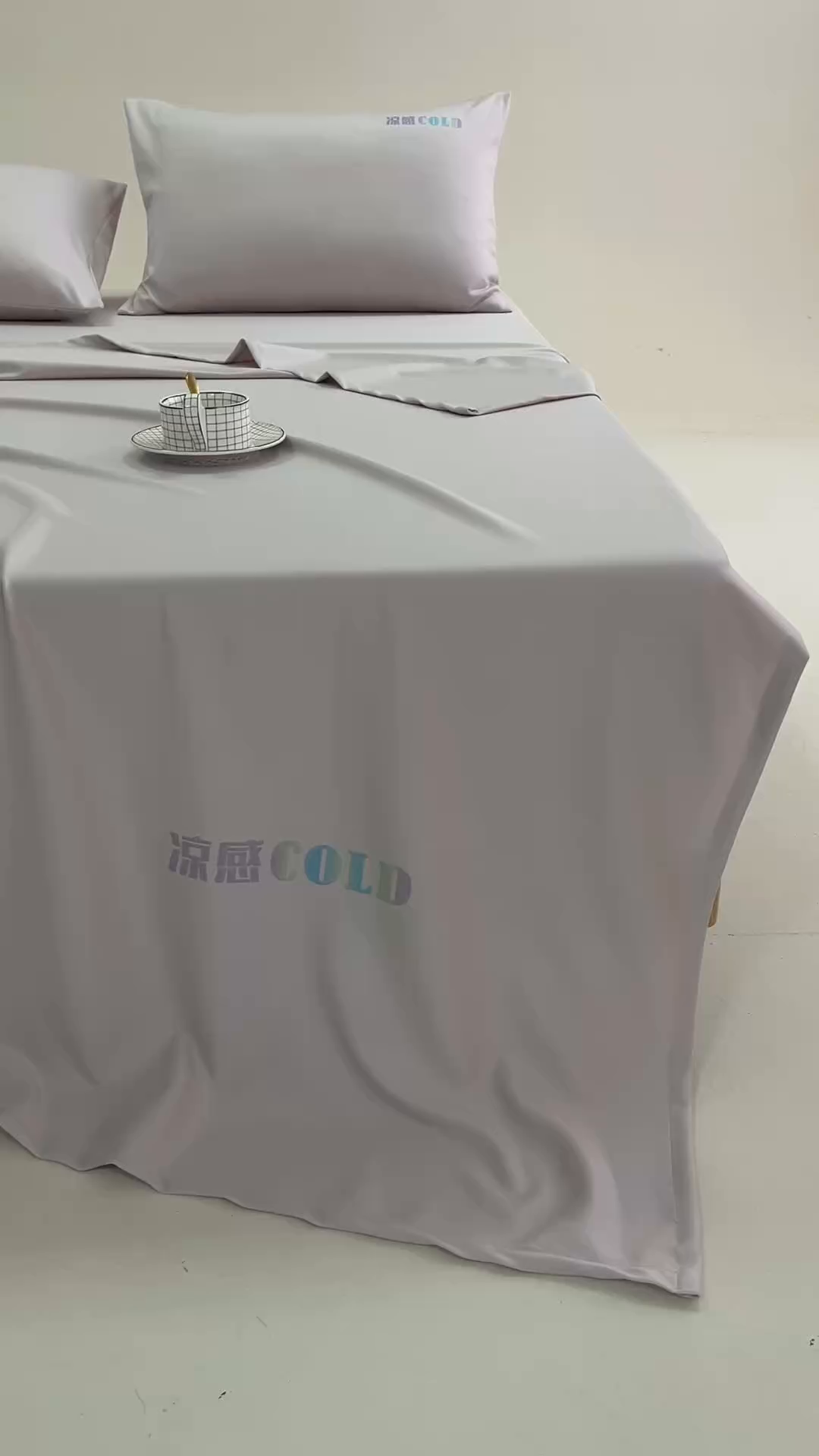 91家纺网 家纺一手货源 找家纺 悦然毛巾被 2026新款锦氨冷感毯300克加厚盖毯床笠夏被空调凉感夏凉被空调被 素凉清感杏粉