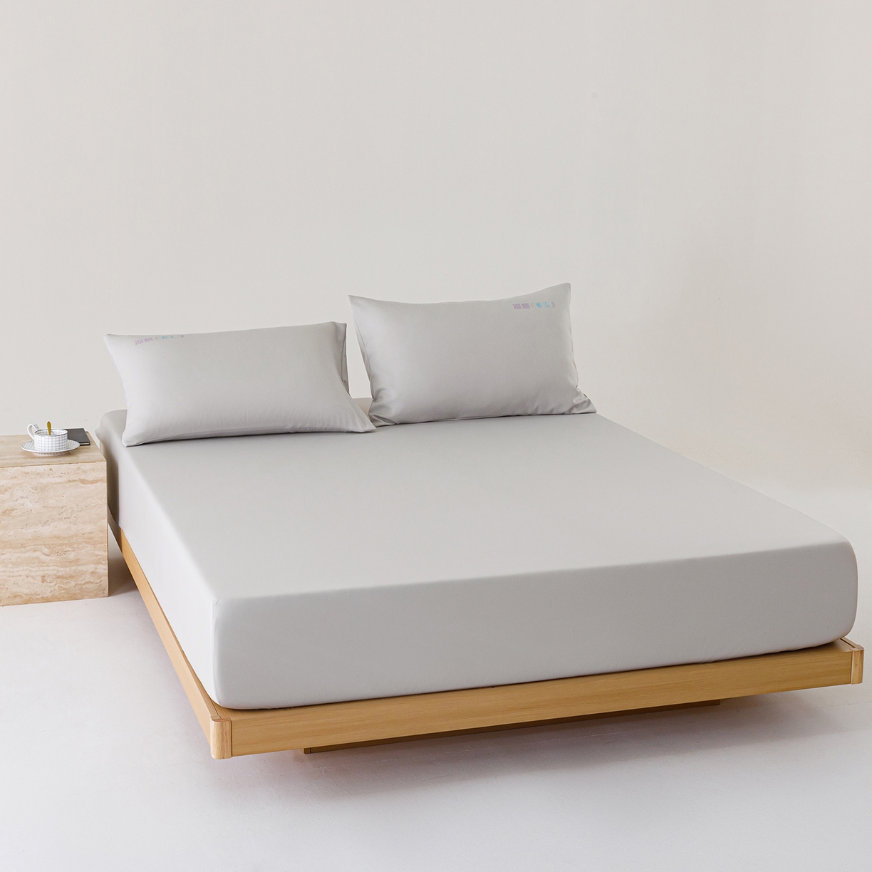 91家纺网 家纺一手货源 找家纺 悦然毛巾被 2026新款锦氨冷感毯300克加厚盖毯床笠夏被空调凉感夏凉被空调被 素凉清感银灰