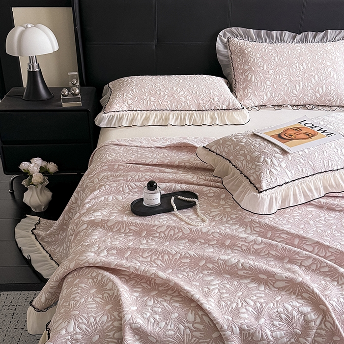 91家纺网 家纺一手货源 找家纺 （总）卡罗兰 2026新款床盖凉席凉感豆豆凉席花边床盖冰豆豆凉席单件三件套-繁花系列