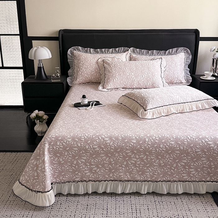 91家纺网 家纺一手货源 找家纺 （总）卡罗兰 2026新款床盖凉席凉感豆豆凉席花边床盖冰豆豆凉席单件三件套-繁花系列