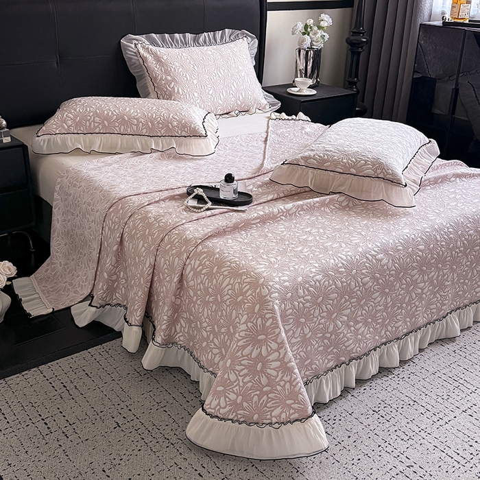 91家纺网 家纺一手货源 找家纺 （总）卡罗兰 2026新款床盖凉席凉感豆豆凉席花边床盖冰豆豆凉席单件三件套-繁花系列