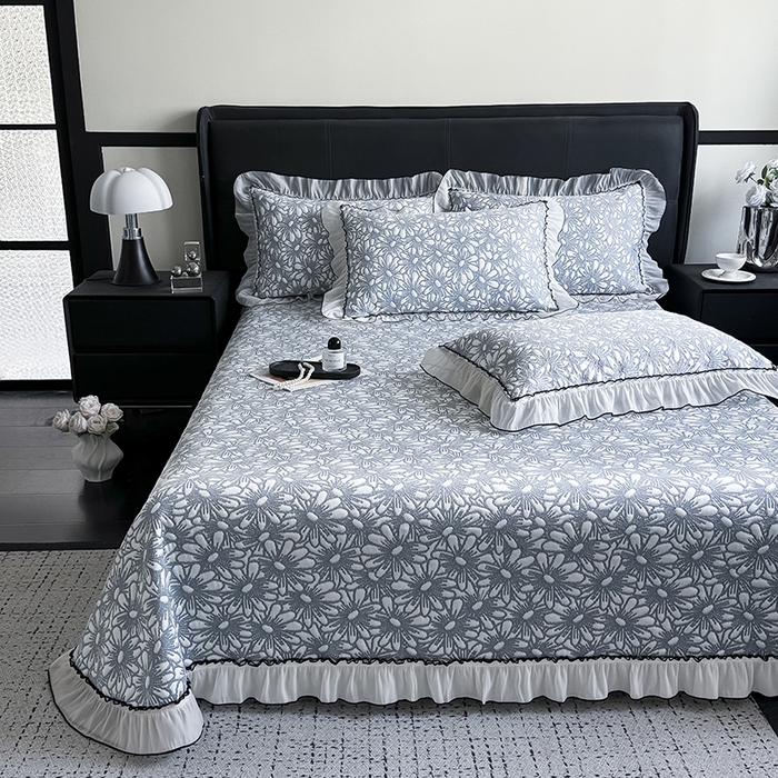 91家纺网 家纺一手货源 找家纺 卡罗兰 2026新款床盖凉席凉感豆豆凉席花边床盖冰豆豆凉席单件三件套-繁花系列 繁花-藏蓝