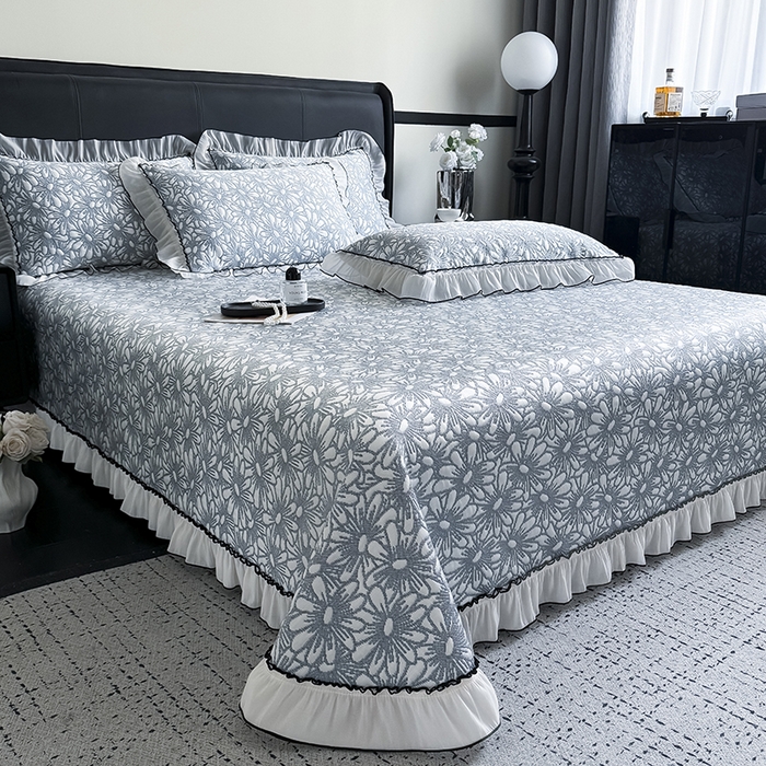 91家纺网 家纺一手货源 找家纺 卡罗兰 2026新款床盖凉席凉感豆豆凉席花边床盖冰豆豆凉席单件三件套-繁花系列 繁花-藏蓝