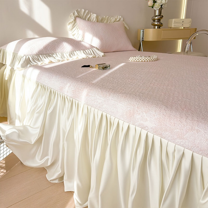 91家纺网 家纺一手货源 找家纺 莱家富 2026新款A类母婴级法式浪漫冰豆豆凉席夏天冰丝席凉感值0.21可机洗家用软席床 花园蜜桃粉