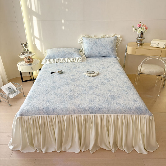 91家纺网 家纺一手货源 找家纺 莱家富 2026新款A类母婴级法式浪漫冰豆豆凉席夏天冰丝席凉感值0.21可机洗家用软席床 花园布鲁蓝