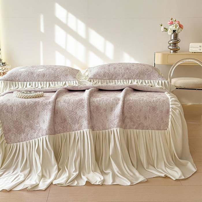 91家纺网 家纺一手货源 找家纺 莱家富 2026新款A类母婴级法式浪漫冰豆豆凉席夏天冰丝席凉感值0.21可机洗家用软席床 花园香薰紫