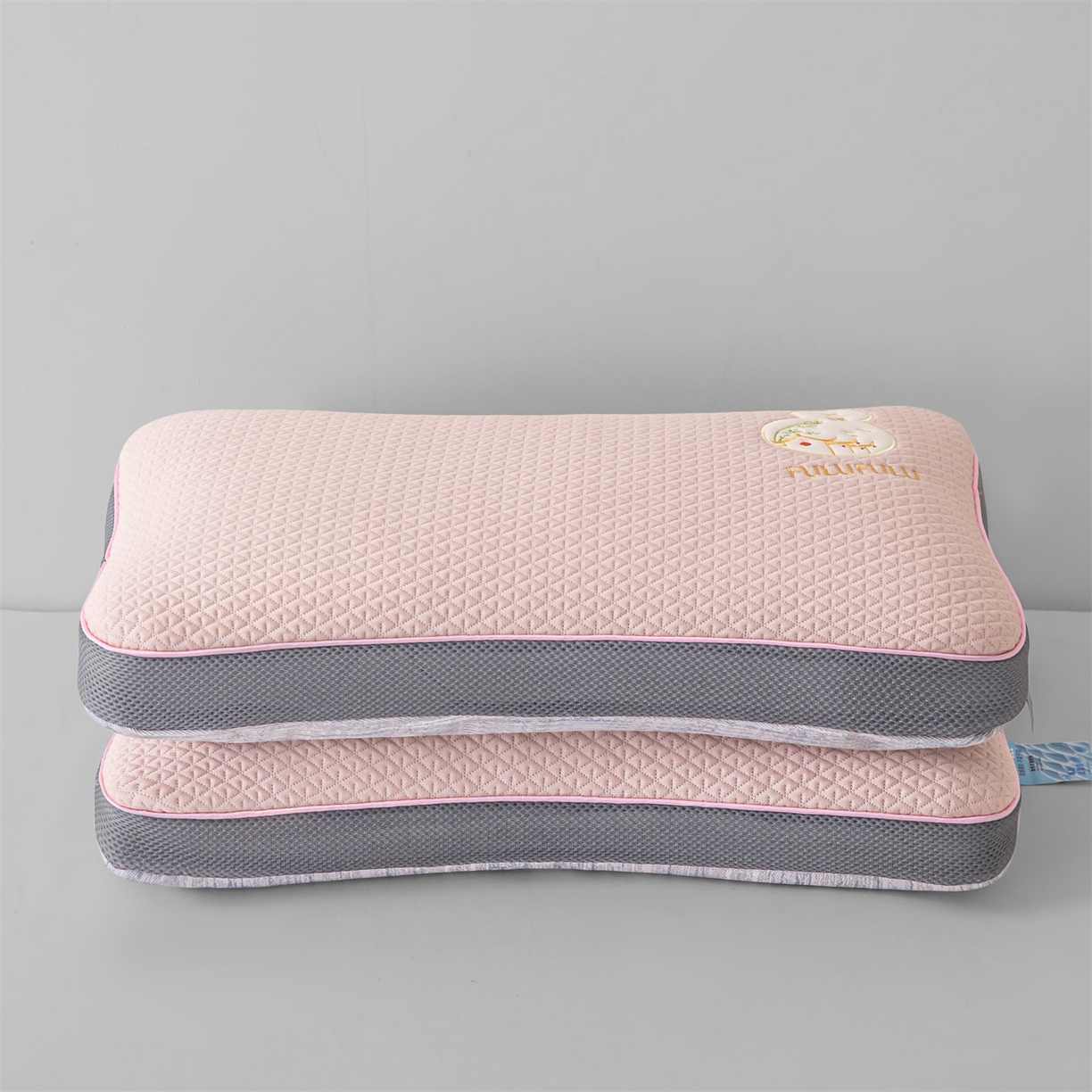 91家纺网 家纺一手货源 找家纺 麦肯锡 2026新款菱形福禄立体荞麦枕枕头枕芯 粉色