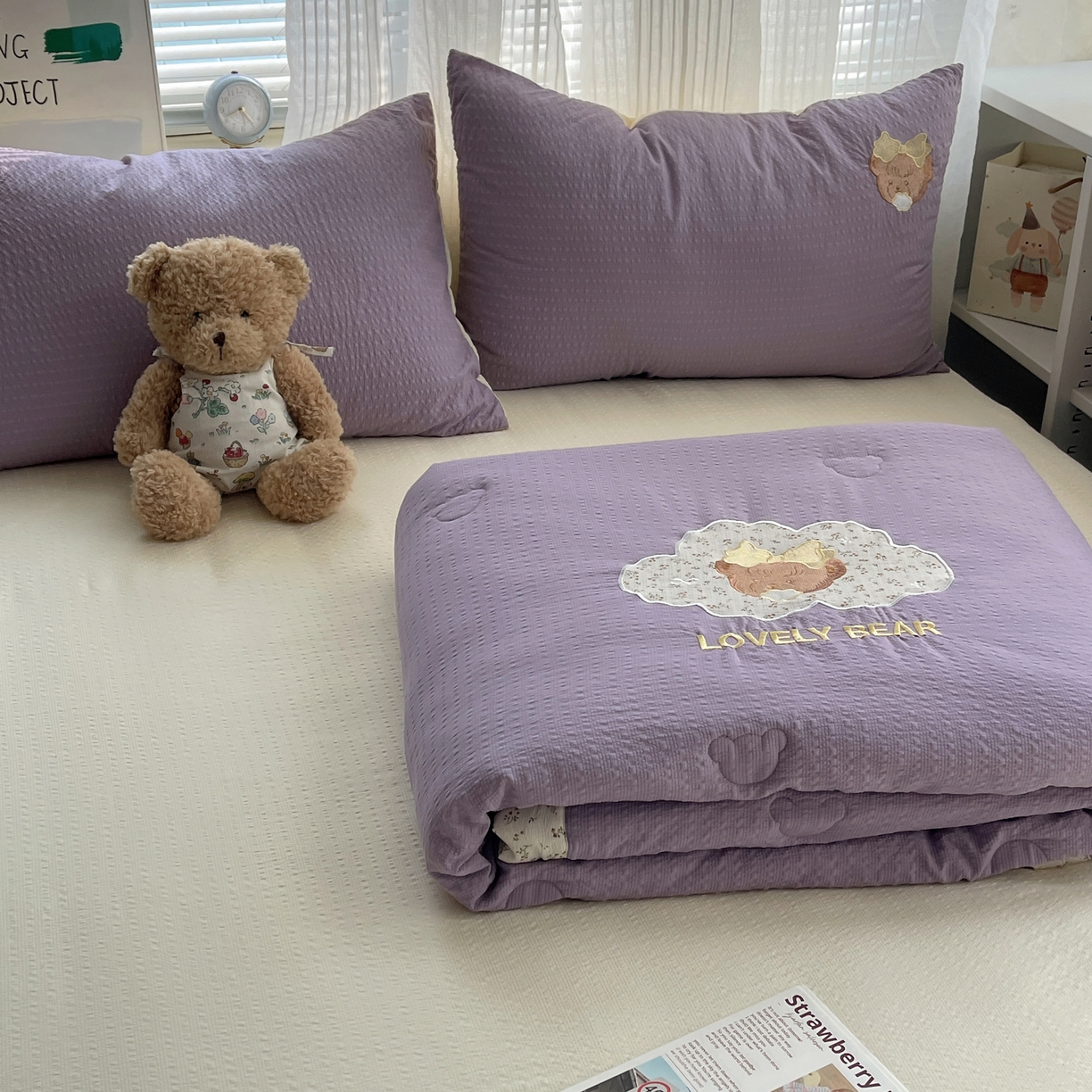 91家纺网 家纺一手货源 找家纺 （总）贝扬思家纺 2026新款泡芙纱夏被夏凉被空调被贴布绣套件@小熊日记系列（可爱到犯规的夏被噜）