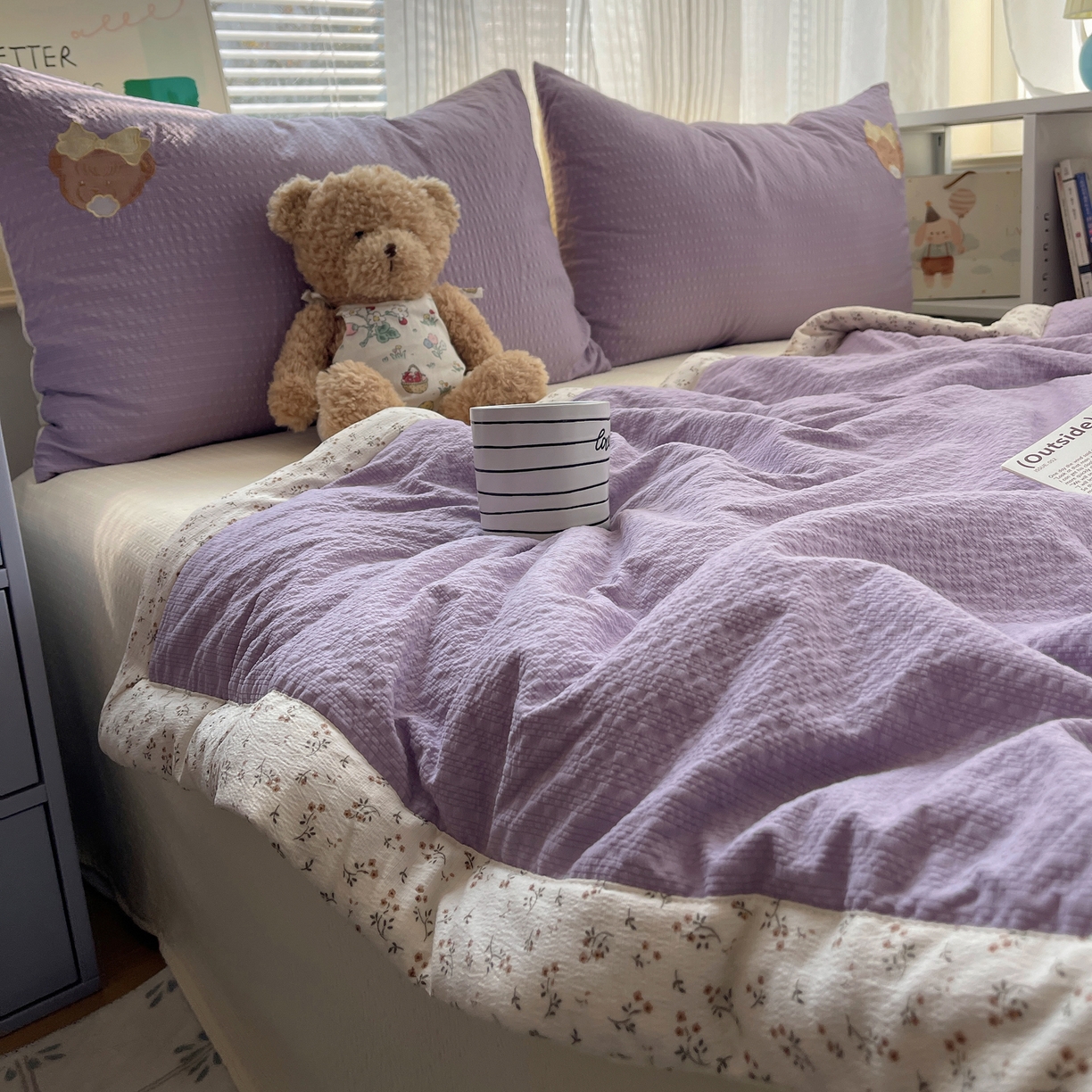 91家纺网 家纺一手货源 找家纺 贝扬思家纺 2026新款泡芙纱夏被夏凉被空调被贴布绣套件@小熊日记系列（可爱到犯规的夏被噜） 小熊日记-紫