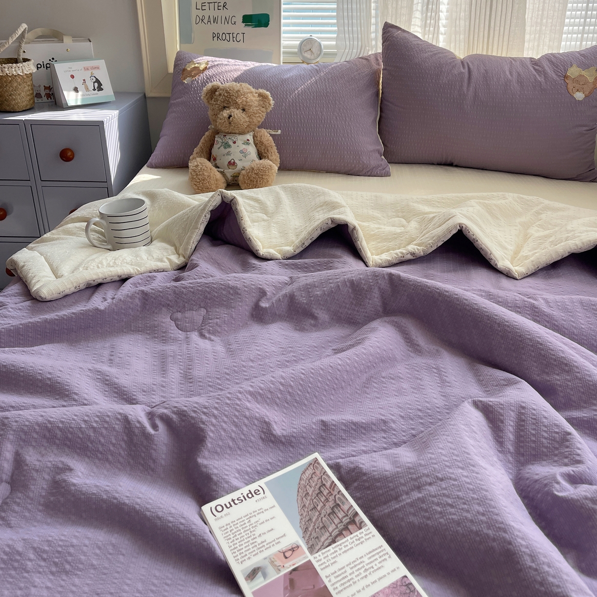91家纺网 家纺一手货源 找家纺 贝扬思家纺 2026新款泡芙纱夏被夏凉被空调被贴布绣套件@小熊日记系列（可爱到犯规的夏被噜） 小熊日记-紫