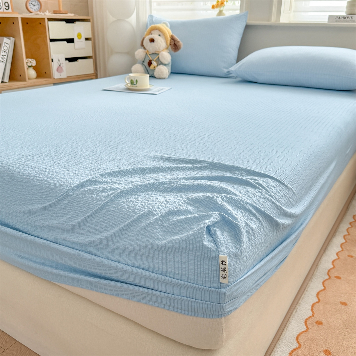 91家纺网 家纺一手货源 找家纺 女子家纺 2026新款亲肤泡芙纱印花床笠单床笠床笠单件 冰川蓝