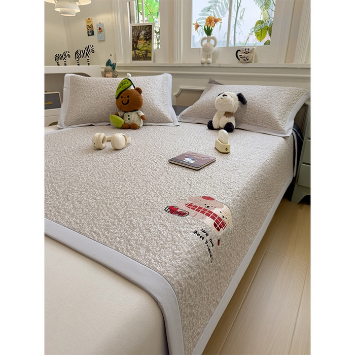 91家纺网 家纺一手货源 找家纺 莱家富 2026新款卡通夏天冰豆豆凉席三件套儿童单人冰丝席凉感值过0.21可机水洗宿舍空 床席款围巾小狗
