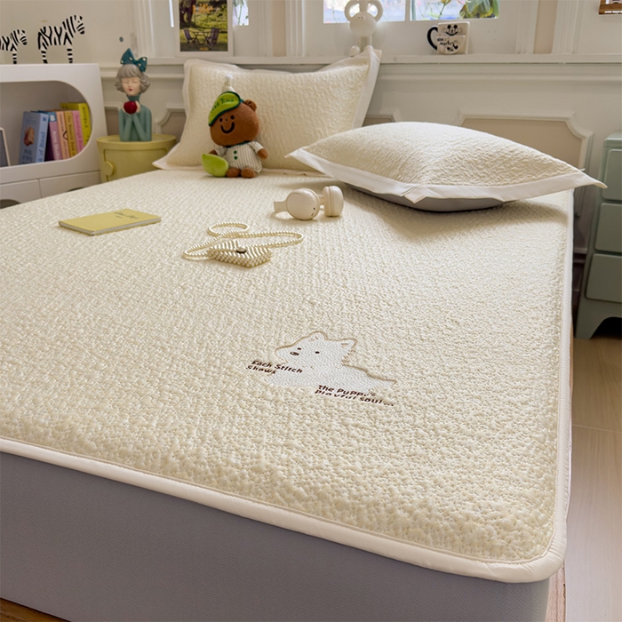 91家纺网 家纺一手货源 找家纺 莱家富 2026新款卡通夏天冰豆豆凉席三件套儿童单人冰丝席凉感值过0.21可机水洗宿舍空 床笠款软萌西高地