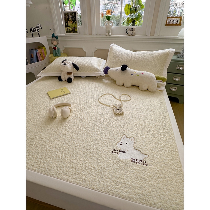 91家纺网 家纺一手货源 找家纺 莱家富 2026新款卡通夏天冰豆豆凉席三件套儿童单人冰丝席凉感值过0.21可机水洗宿舍空 床席款软萌西高地