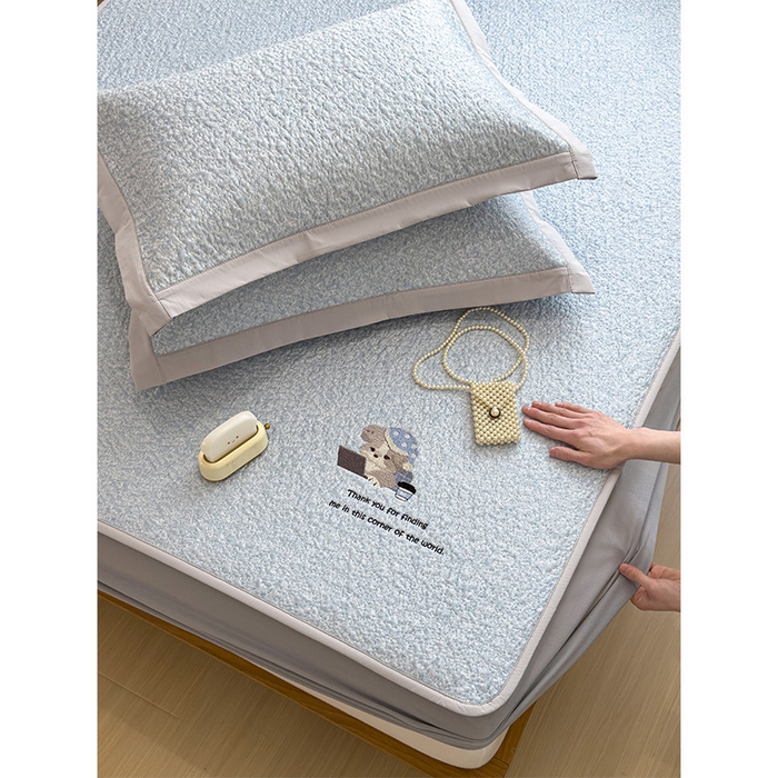 91家纺网 家纺一手货源 找家纺 莱家富 2026新款卡通夏天冰豆豆凉席三件套儿童单人冰丝席凉感值过0.21可机水洗宿舍空 床笠款加班狗