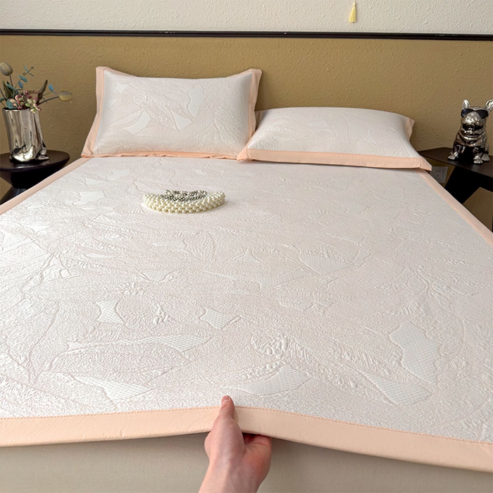 91家纺网 家纺一手货源 找家纺 莱家富 2026新款凉感过0.21夏天家用床单软席子可机洗空调席夏季高端华夫格凉席三件套 床席款家大叶大-贝壳粉