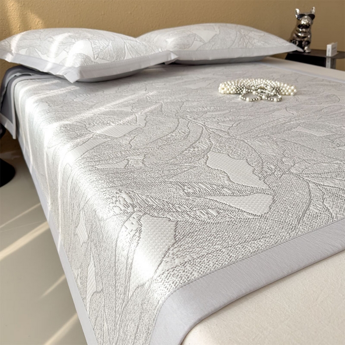 91家纺网 家纺一手货源 找家纺 莱家富 2026新款凉感过0.21夏天家用床单软席子可机洗空调席夏季高端华夫格凉席三件套 床席款家大叶大-沥青浅灰