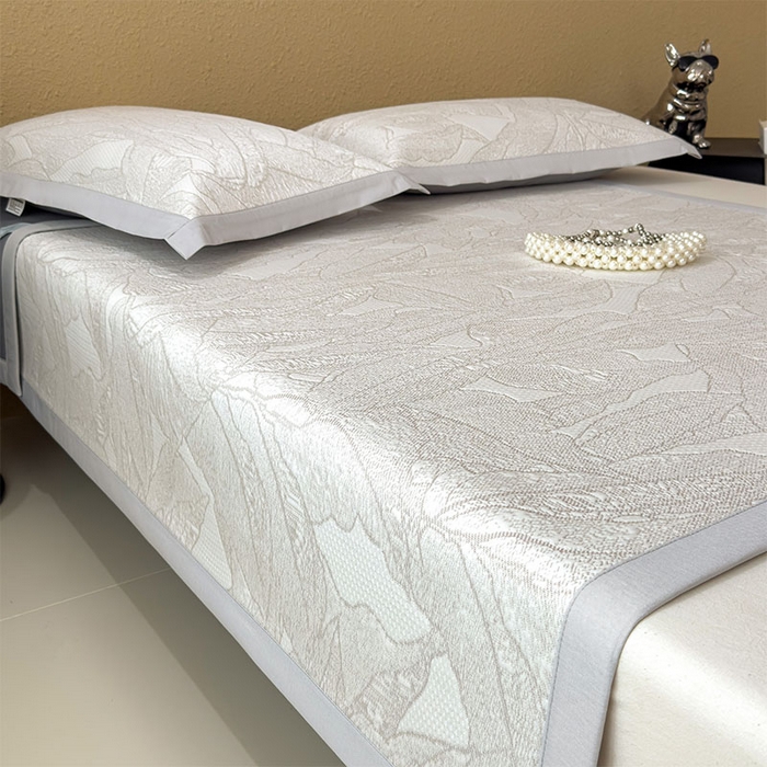 91家纺网 家纺一手货源 找家纺 莱家富 2026新款凉感过0.21夏天家用床单软席子可机洗空调席夏季高端华夫格凉席三件套 床席款家大叶大-棕雾咖