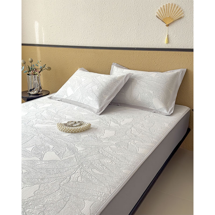 91家纺网 家纺一手货源 找家纺 莱家富 2026新款凉感过0.21夏天家用床单软席子可机洗空调席夏季高端华夫格凉席三件套 床笠款家大叶大-天空蓝