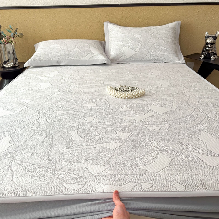 91家纺网 家纺一手货源 找家纺 莱家富 2026新款凉感过0.21夏天家用床单软席子可机洗空调席夏季高端华夫格凉席三件套 床笠款家大叶大-沥青浅灰